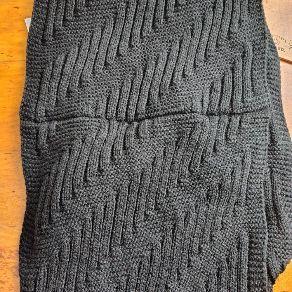 Black Chevron Chunky‎ Knit Infinity Scarf Loop Neck Warmer 13x52 New goth vamp